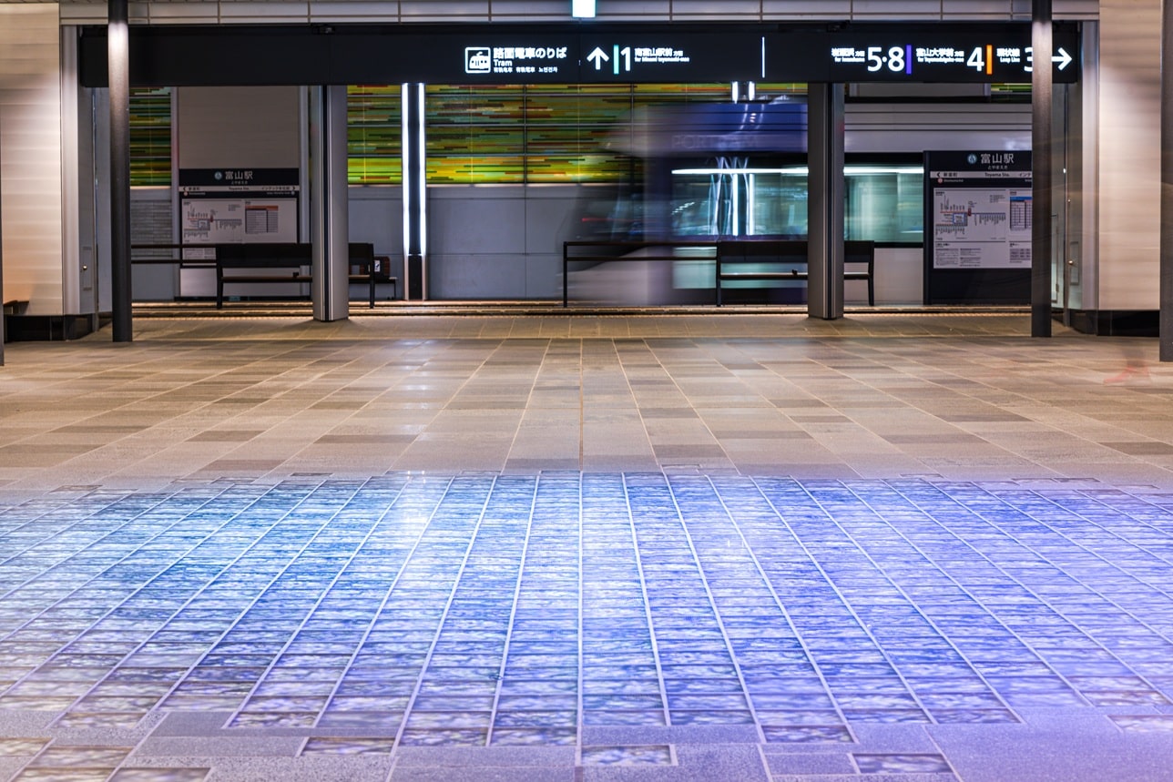 富山駅