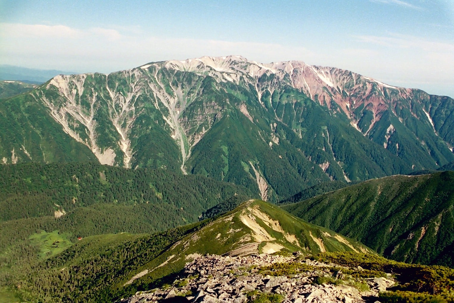 北アルプスの名峰「薬師岳」登山モデルコース - 富山市公式観光サイト