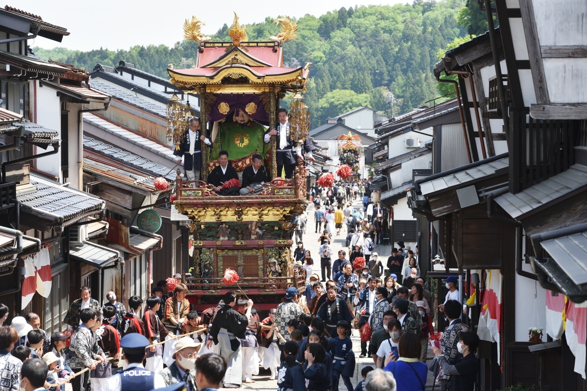 越中八尾曳山祭 - 富山市公式観光サイト