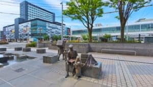 富山駅前