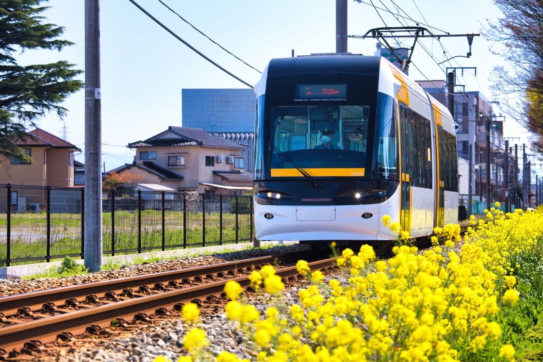 路面電車 - 富山市公式観光サイト